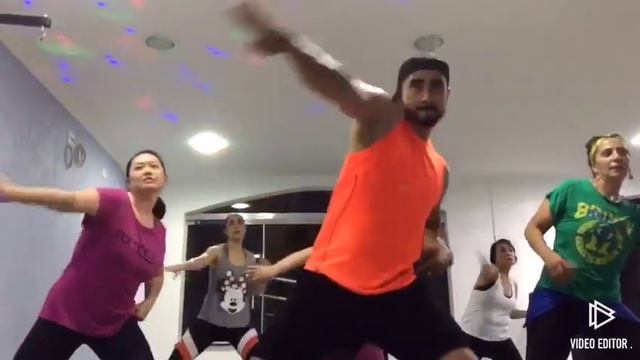 Zumba Fitnes Prof. Rodrigo смотреть онлайн