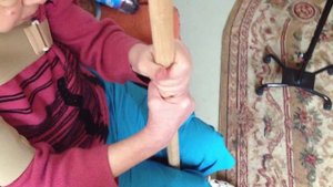 Домашняя реабилитация после инсульта. Упражнения для руки после инсульта. Гимнастическая палка