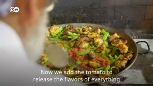 Paella Valenciana: The Secrets Behind Spain’s Most Famous Dish | Food Secrets Ep.1 | DW Food