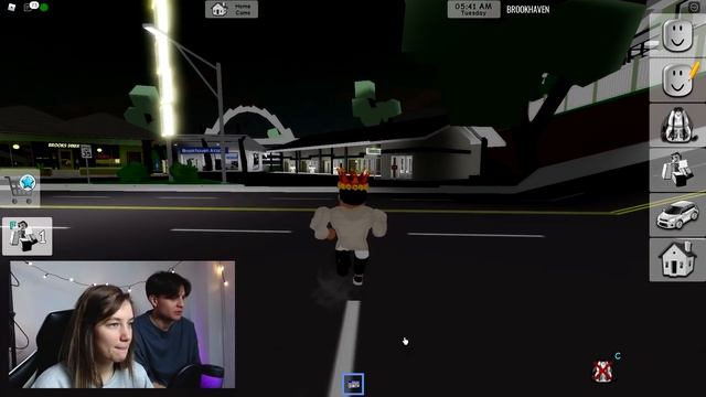 Секретная ФУНКЦИЯ в Брукхейвен РП Роблокс! Проверка ТикТок Лайфхаков Brookhaven RP Roblox с Брайсом смотреть онлайн