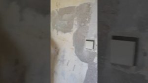 Демонтаж старой штукатурки