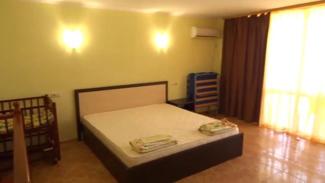 Феодосия, дом эллинг на берегу моря, 3 комнаты, 2-х этажный (2-й этаж) смотреть онлайн