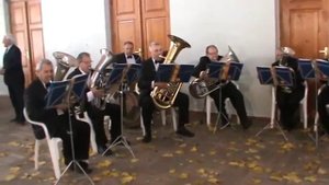 Помоги мне из к.ф. "Бриллиантовая рука"