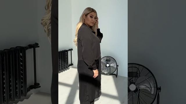 Вечерний брючный костюм батал смотреть онлайн