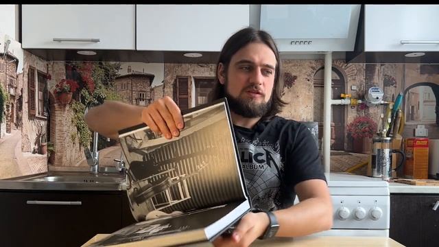 Metallica Ross Halfin The Black Album in black & white book подробный обзор фотокниги Роса Халфина