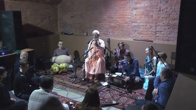 Бхаджан: Радха Нама. Свами БВ Неми Махарадж смотреть онлайн