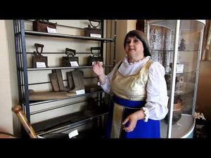 "Музей Старины" экскурсию проводит Алла Валентиновна Липина.