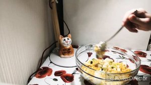 Салат из креветок! САМЫЙ ПРОСТОЙ И БЫСТРЫЙ Рецепт .