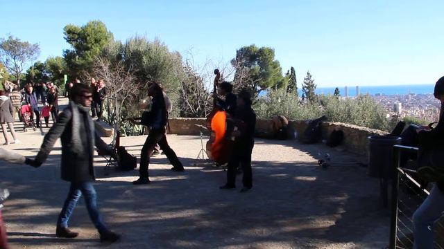 Песняры в парке Гуэль смотреть онлайн