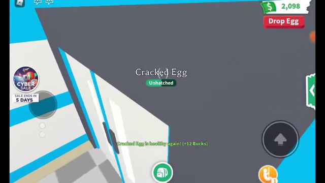 Алиса открывает своё яйцо смотреть онлайн