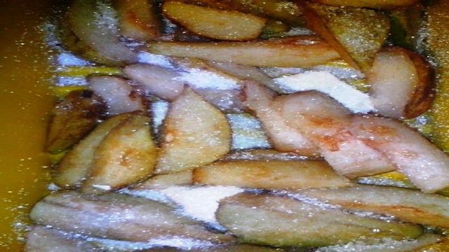 Пирог-перевёртыш с грушами