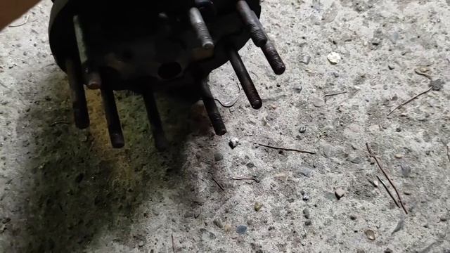 Компрессор Промышленного Холодильника СССР !!! Разбираю !!! Что внутри??