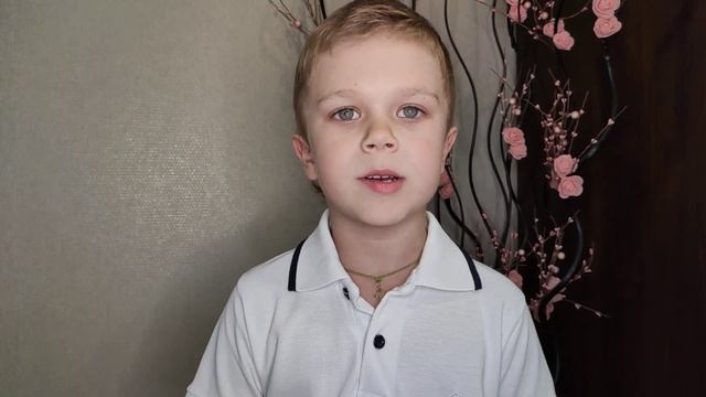 Беленков Андрей читает стихотворение Леонида Абросимова "Люблю свой Нижний и горжусь" смотреть онлайн