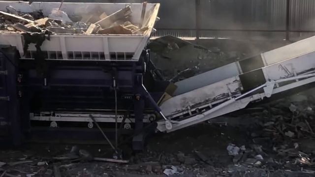 Мобильная дробилка ТОПТЕХНО для дробления КГО, ТКО, древесины. Мобильная дробилка ТТ - 1600 У