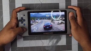 Anbernic Win600 Forza Horizon 5 gameplay