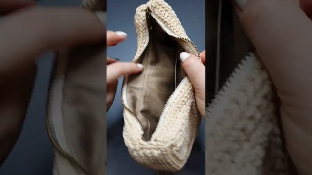 Как пришить подкладку к сумке потайным швом. Пошаговый урок. смотреть онлайн