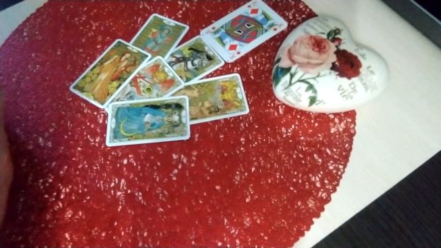 Бубновый король( мысли, чувства, действия)#гаданиеонлайн