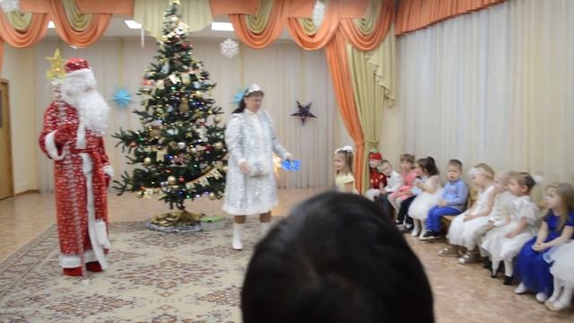 рассказываем стишок дедушке морозу
