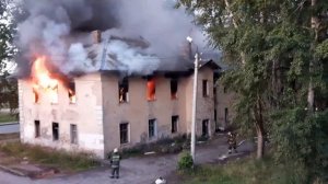 Утром выглянул в окно