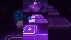 Играю песню время пострелять в игре Tiles Hop