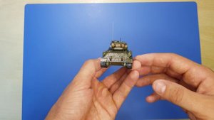 Обзор сборной модели советского среднего танка Т 34/85 от "ЗВЕЗДЫ" в 72 масштабе. В сборе.