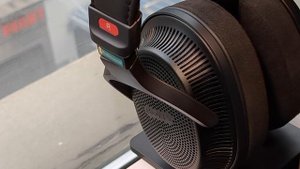 Sony MDR-MV1 Review - Best Headphone for Mixing Under $500?