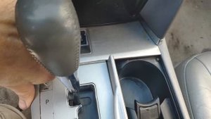 Toyota Camry как включить нейтралку без ключа. How to put your Toyota Сamry in neutral without  key