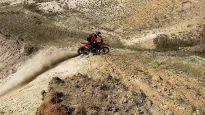 regulmoto holeshot red edition