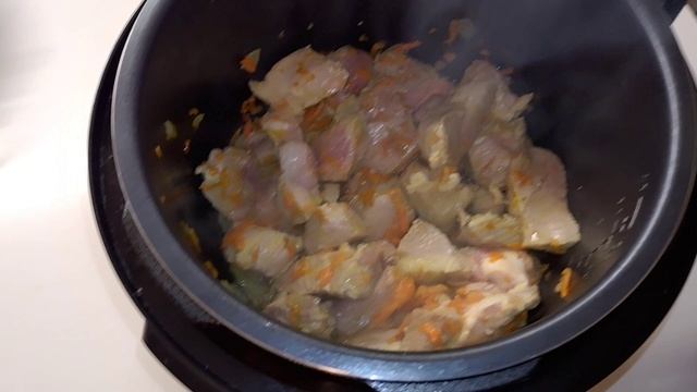 Макароны с мясом в мультиварке :)