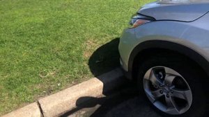 Honda HR-V – How to open hood