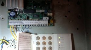 Сброс на заводские установки аппаратным способом централи DSC PC585 (PC5020, PC1832, PC1864 и т.д.)