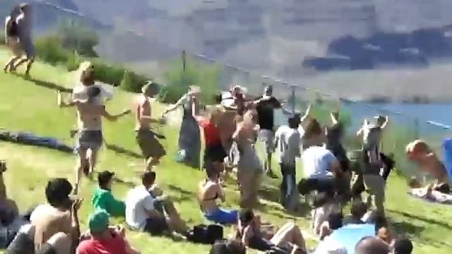 Sasquatch Music Festival 2009 - Guy Starts Dance Party
