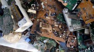 Поход на сельскую свалку за радиодеталями. Что нашел?. Золото. Серебро и Палладий.