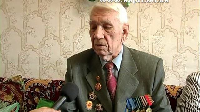 Представители городской власти поздравили ветерана с 90 – летием смотреть онлайн