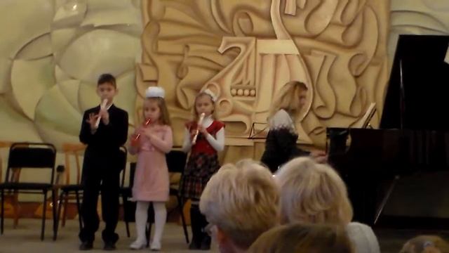 Чос Катя. Ансамбль блокфлейтистов. Март 2014.