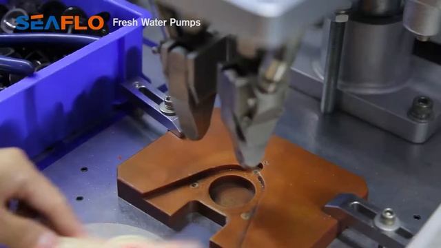 SEAFLO fresh water pumps смотреть онлайн