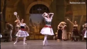 Esmeralda entrance's - Maria Alexandrova (Bolshoi ballet 2011)