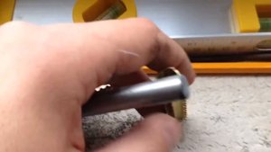 6 Дюбель для крепления радиатора к стене из газобетона