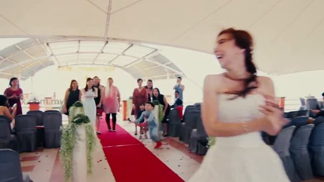 Jonathan Teo & Elyse Tan Wedding Highlights смотреть онлайн