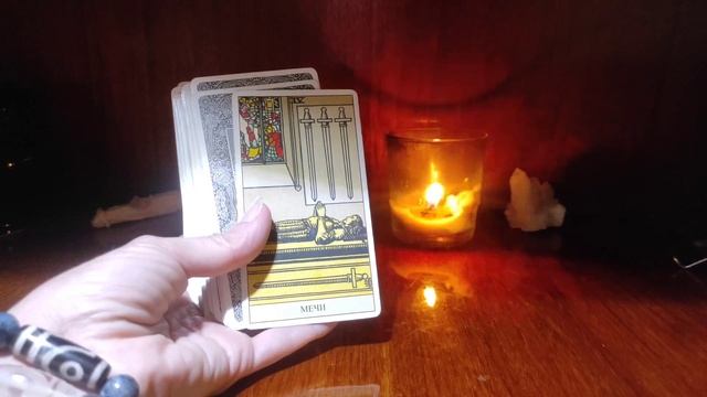 Рыбы ♓ Таро прогноз на октябрь 2023 г смотреть онлайн