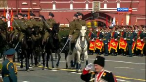 Военный парад в Москве: Кубанские казаки и кавалеристы Президентского полка