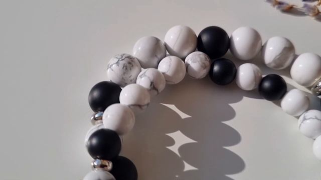 Парные браслеты. Для неё и для него ❤️ кахолонг и шунгит. смотреть онлайн