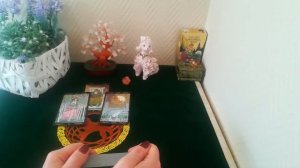 Таро гадание ЧТО ПРОИСХОДИТ В ОТНОШЕНИЯХ между ДЕТЬМИ и РОДИТЕЛЯМИ?