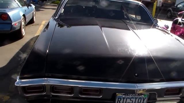 Выставка старых американских машин. Часть 2. OldAmerican Cars'Show.Part 2