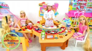 После покупки в супермаркете Барби и ее сестра по обедали в суши баре