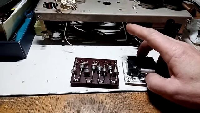 УНЧ из ГЗШ смотреть онлайн