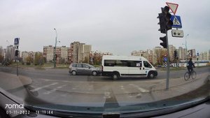 Правила проезда велосипедиста по пешеходному переходу.