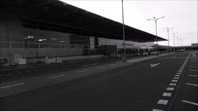 Prague Airport - Letiště Praha - The city of Ghosts смотреть онлайн