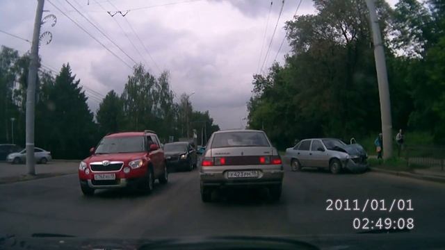 авария ижевск горького около манумента смотреть онлайн