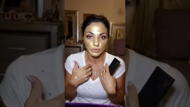 New gold mask from #younique .Новая маска от Юник смотреть онлайн